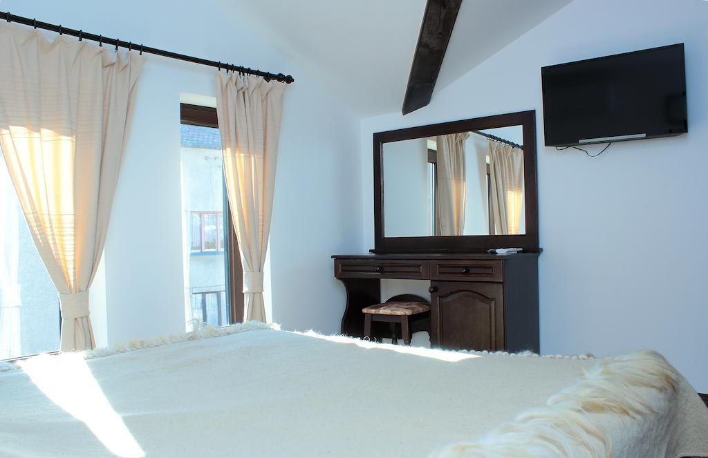Topalovi Guest House Zlatograd Exterior photo